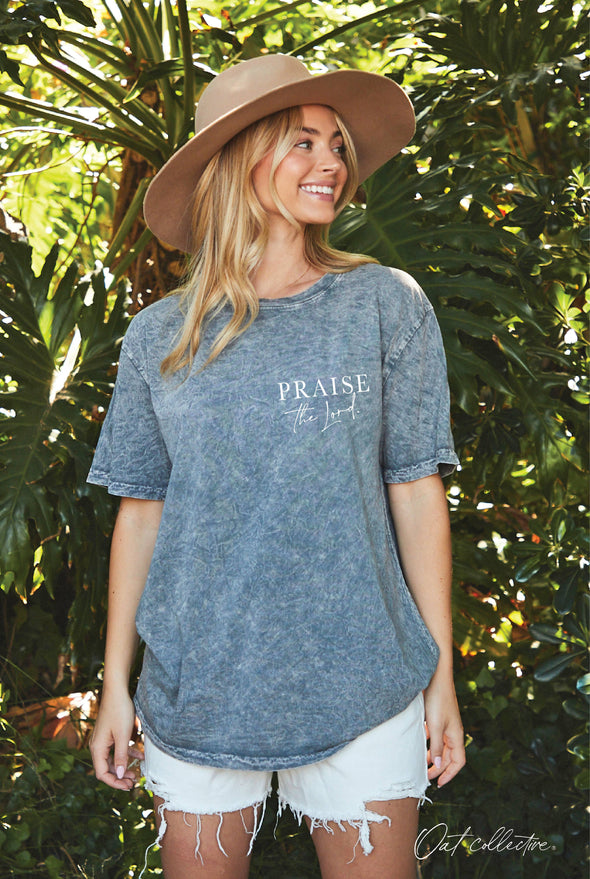 OAT COLLECTIVE - PRAISE THE  LORD Mineral Graphic Top: M / LT.GREY